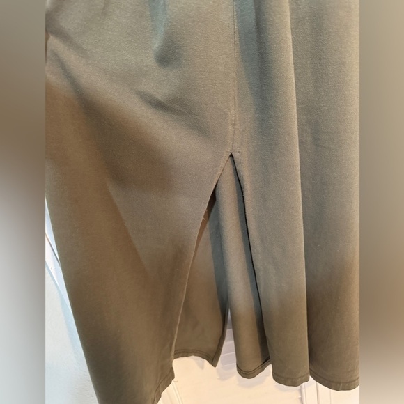 Isaac Mizrahi Live Sleeveless Maxi Dress Side Slits-Reg Size Large Fall Olive - Picture 5 of 9